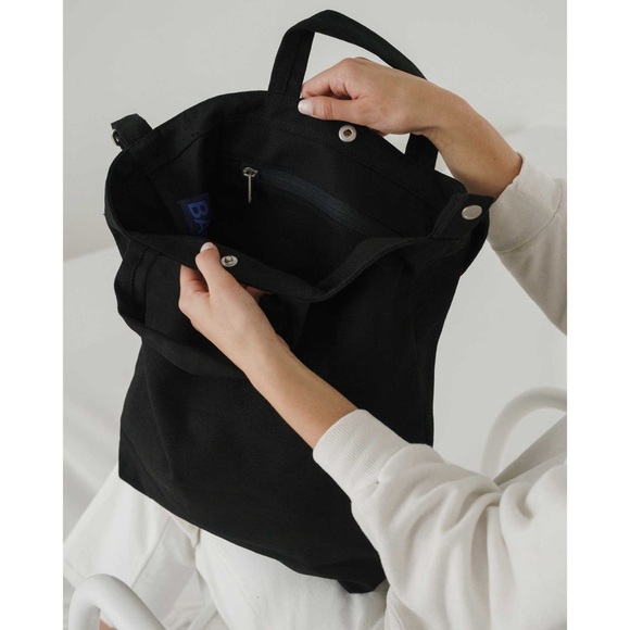 NEW. Baggu Zip Duck Bag Vertical. NWT - Picture 4 of 7